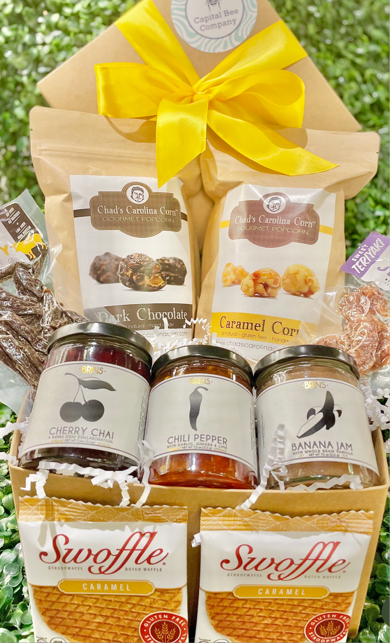 Gourmet Snacks with Jams Gift Set