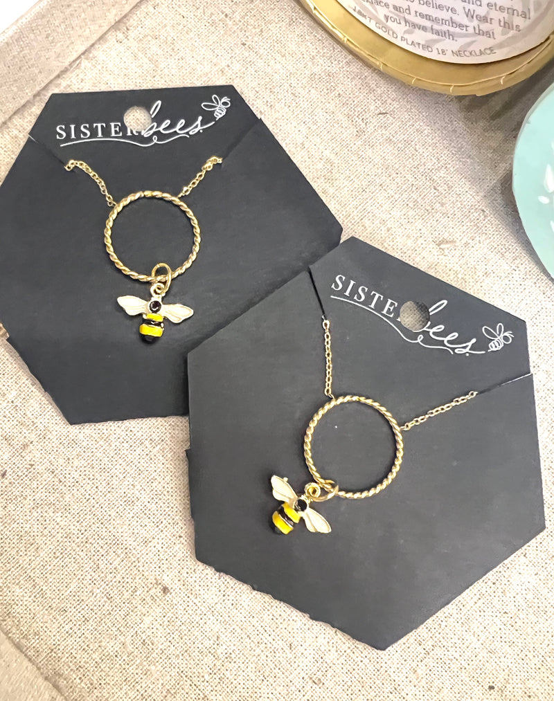 Circle Bee Necklace